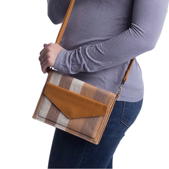 SutiSana Crossbody Organizer Color Sepia Wool Leather Zipper Bag Yellow Stripe - Picture 1 of 16